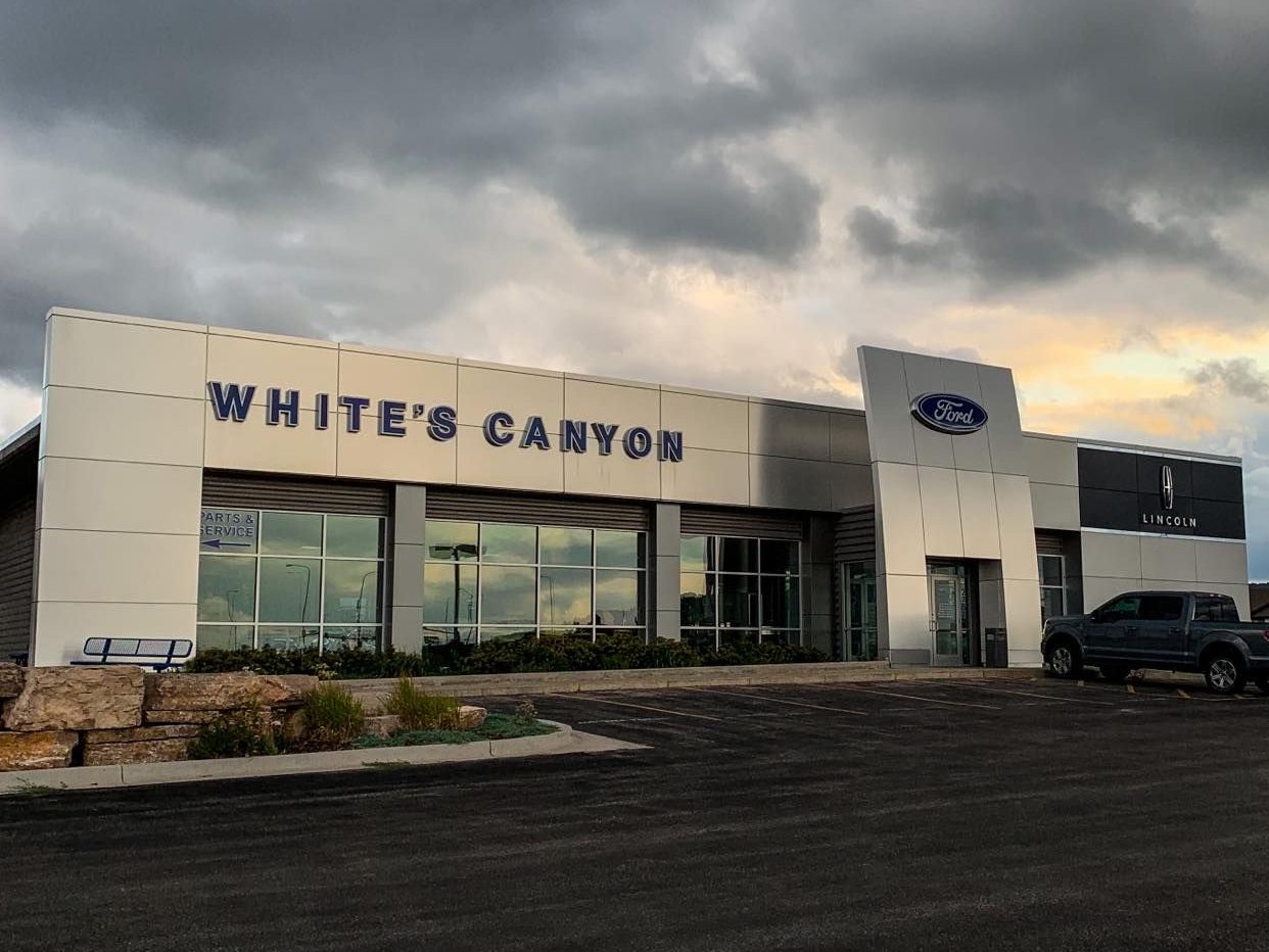 White's Canyon Ford and Lincoln exterior photo