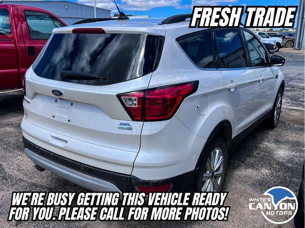 Used 2019 Ford Escape SEL with VIN 1FMCU9HD6KUA35212 for sale in Spearfish, SD