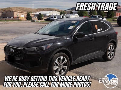 2025 Ford Escape Platinum