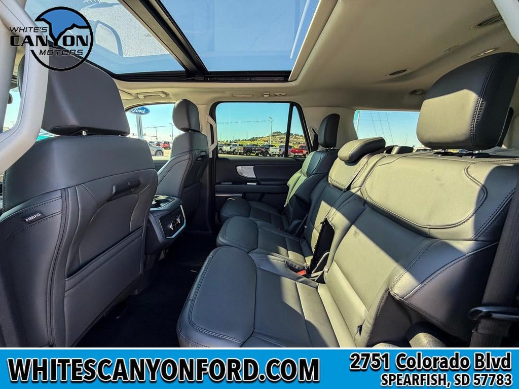 2026 Ford Expedition MAX Active