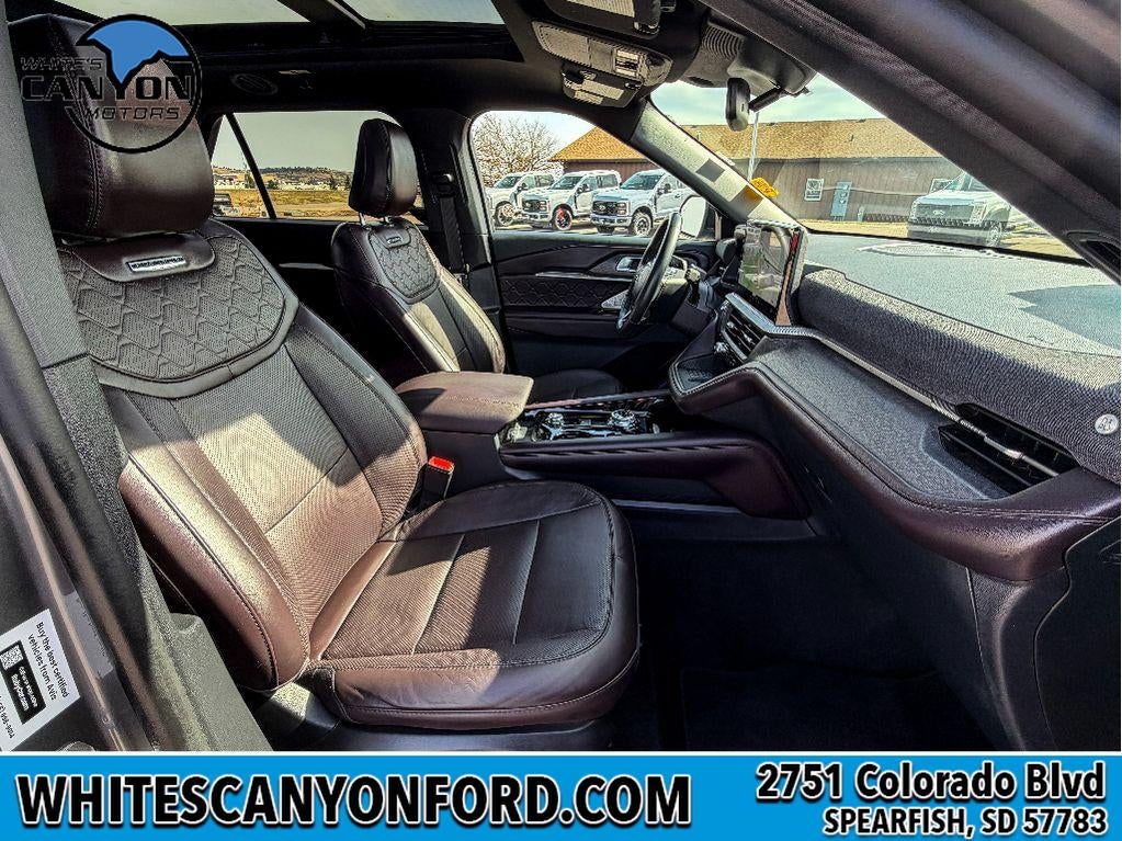2025 Ford Explorer Platinum
