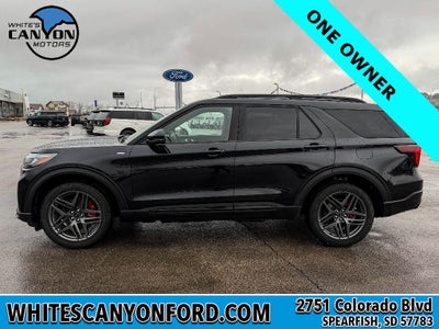 2025 Ford Explorer ST-Line