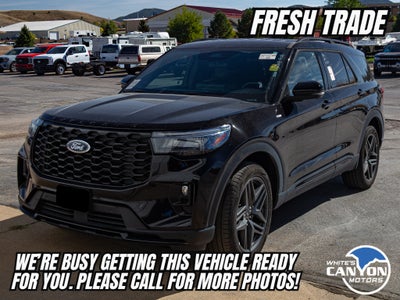 2025 Ford Explorer ST-Line