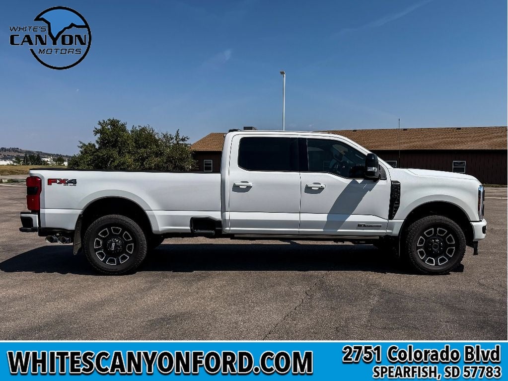 2025 Ford F-350 Super Duty Platinum