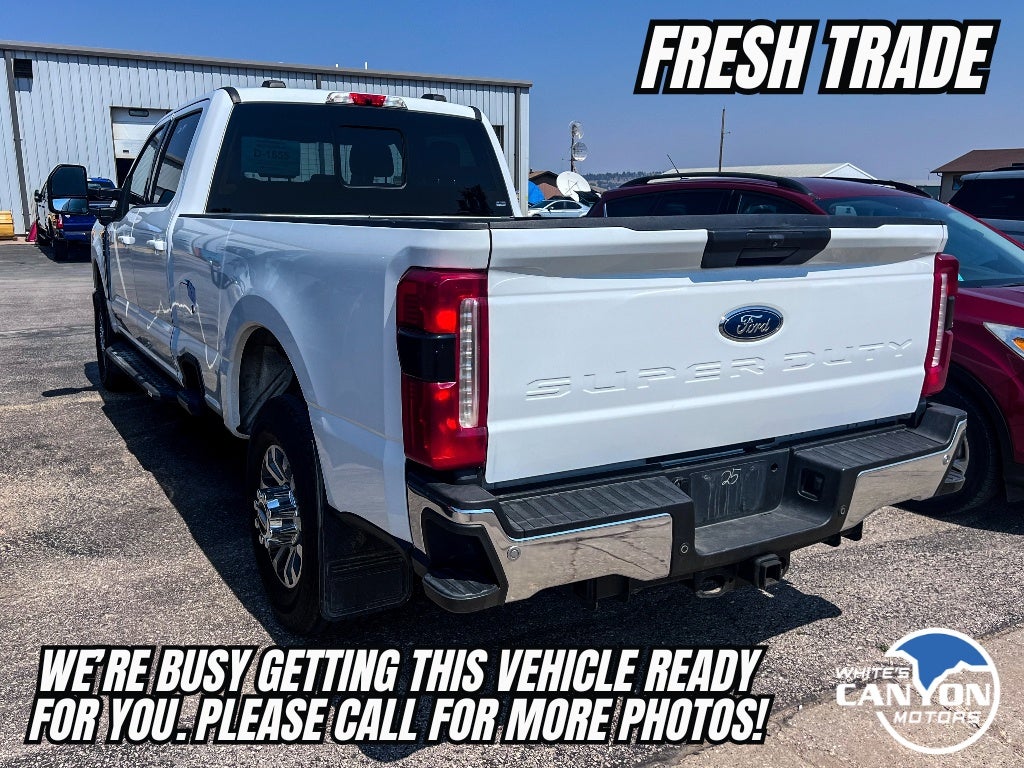 2023 Ford F-350 Super Duty LARIAT