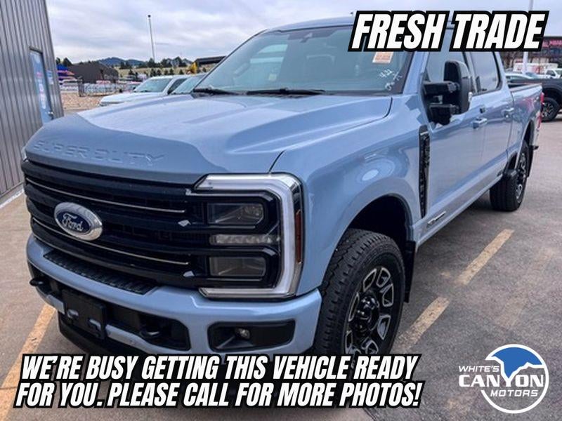 2025 Ford F-350 Super Duty Platinum