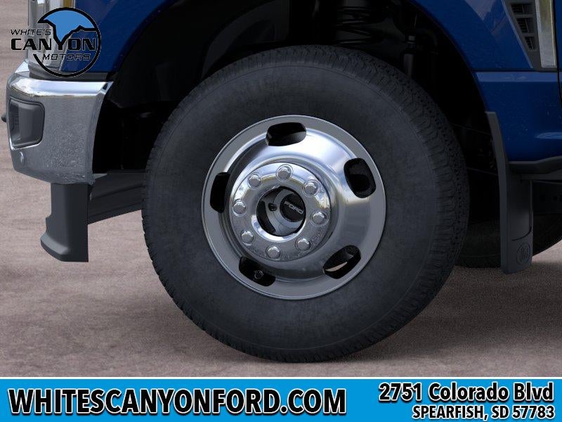 2026 Ford F-350 Super Duty LARIAT