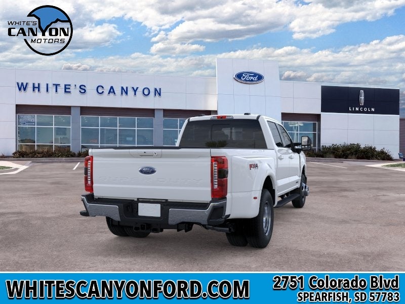 2026 Ford F-350 Super Duty LARIAT