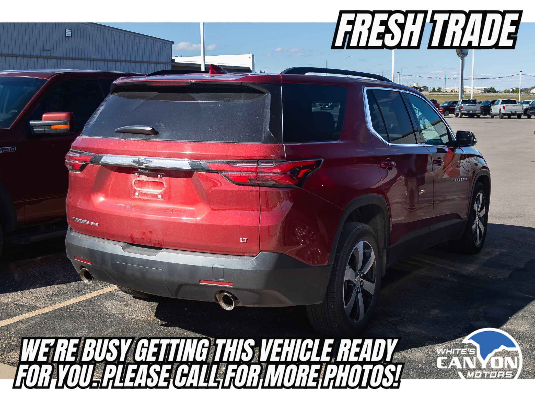 2023 Chevrolet Traverse LT Leather