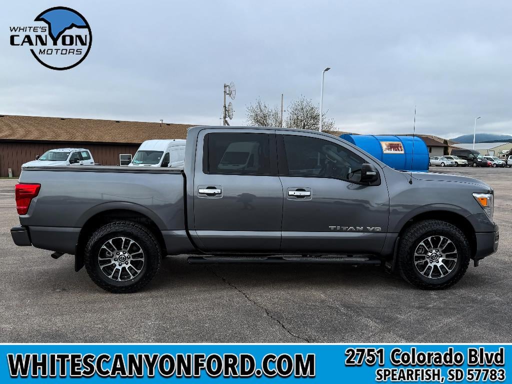 2020 Nissan Titan SV