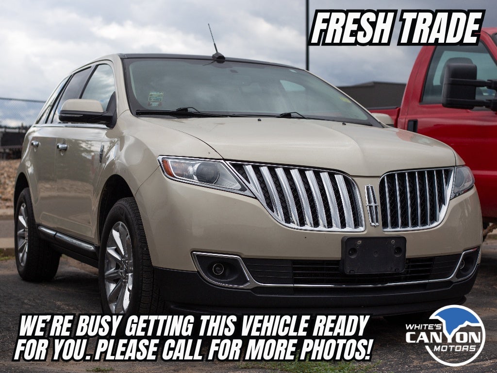 2014 Lincoln MKX Base