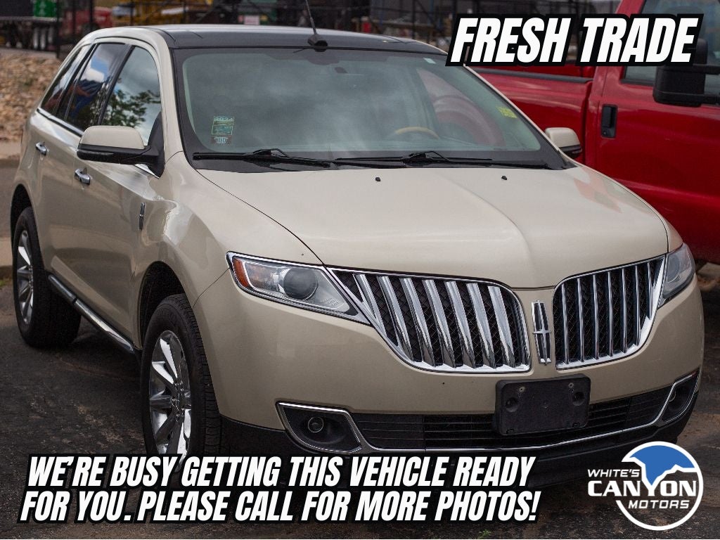 2014 Lincoln MKX Base