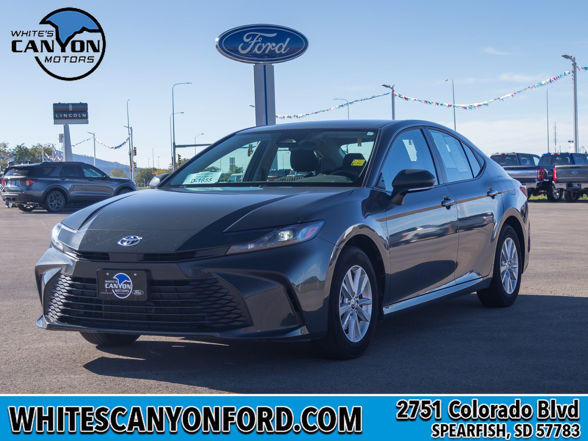 2025 Toyota Camry Hybrid LE