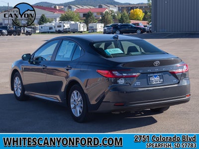 2025 Toyota Camry Hybrid LE