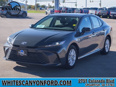 2025 Toyota Camry Hybrid LE