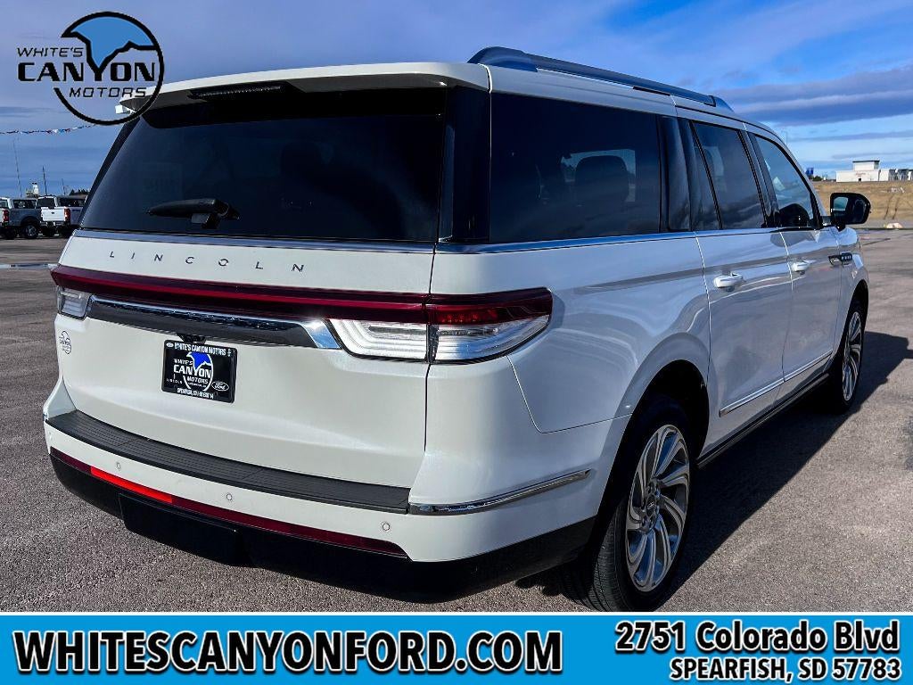 2023 Lincoln Navigator L Reserve