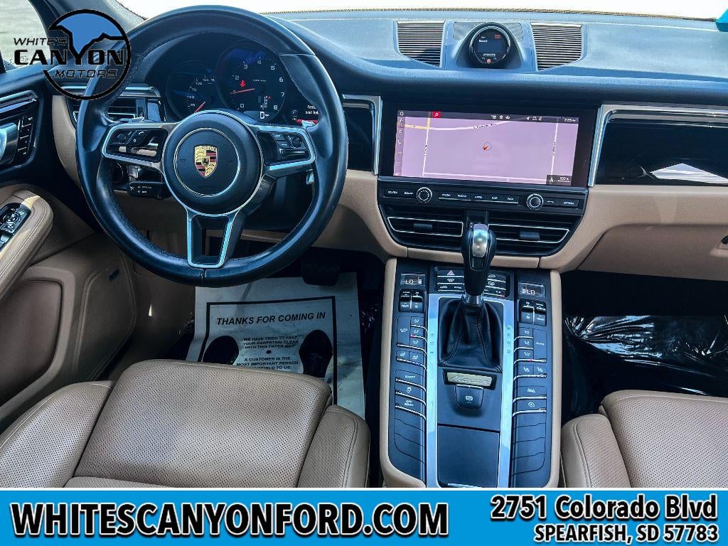2021 Porsche Macan Base