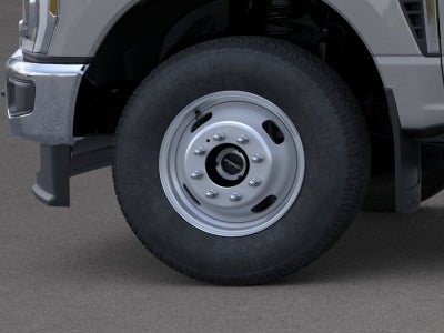 2026 Ford Super Duty F-350® XLT