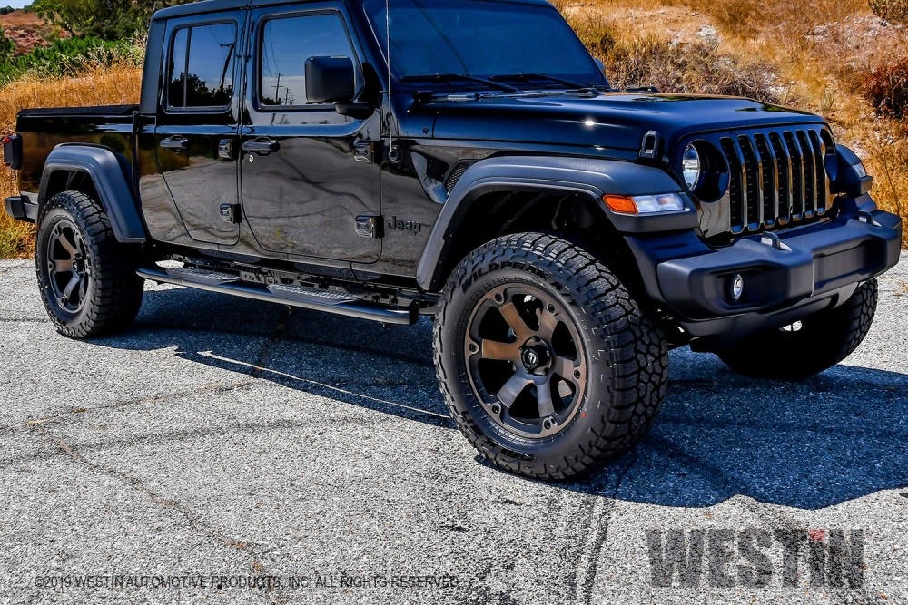 PRO TRAXX 5 OVAL NERF STEP BARS | White's Canyon Ford in Spearfish SD